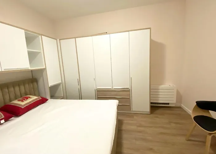 New Yorker 2 Bedroom Варна