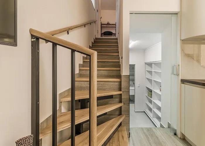 New Yorker 2 Bedroom *