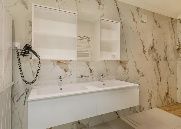 New Yorker 2 Bedroom * Varna