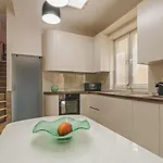 New Yorker 2 Bedroom Apartment Varna