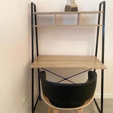 New Yorker 2 Bedroom *